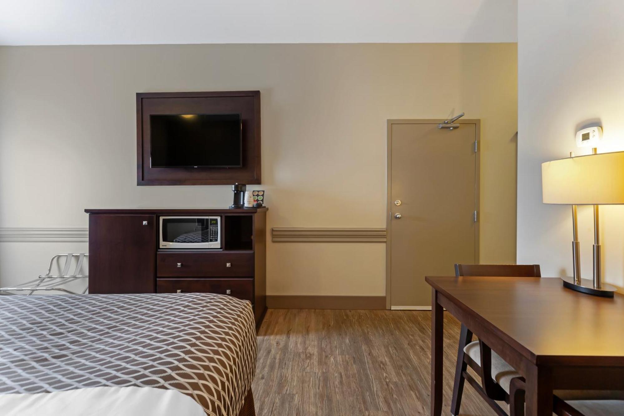 Best Western High Road Inn Edson Exterior photo