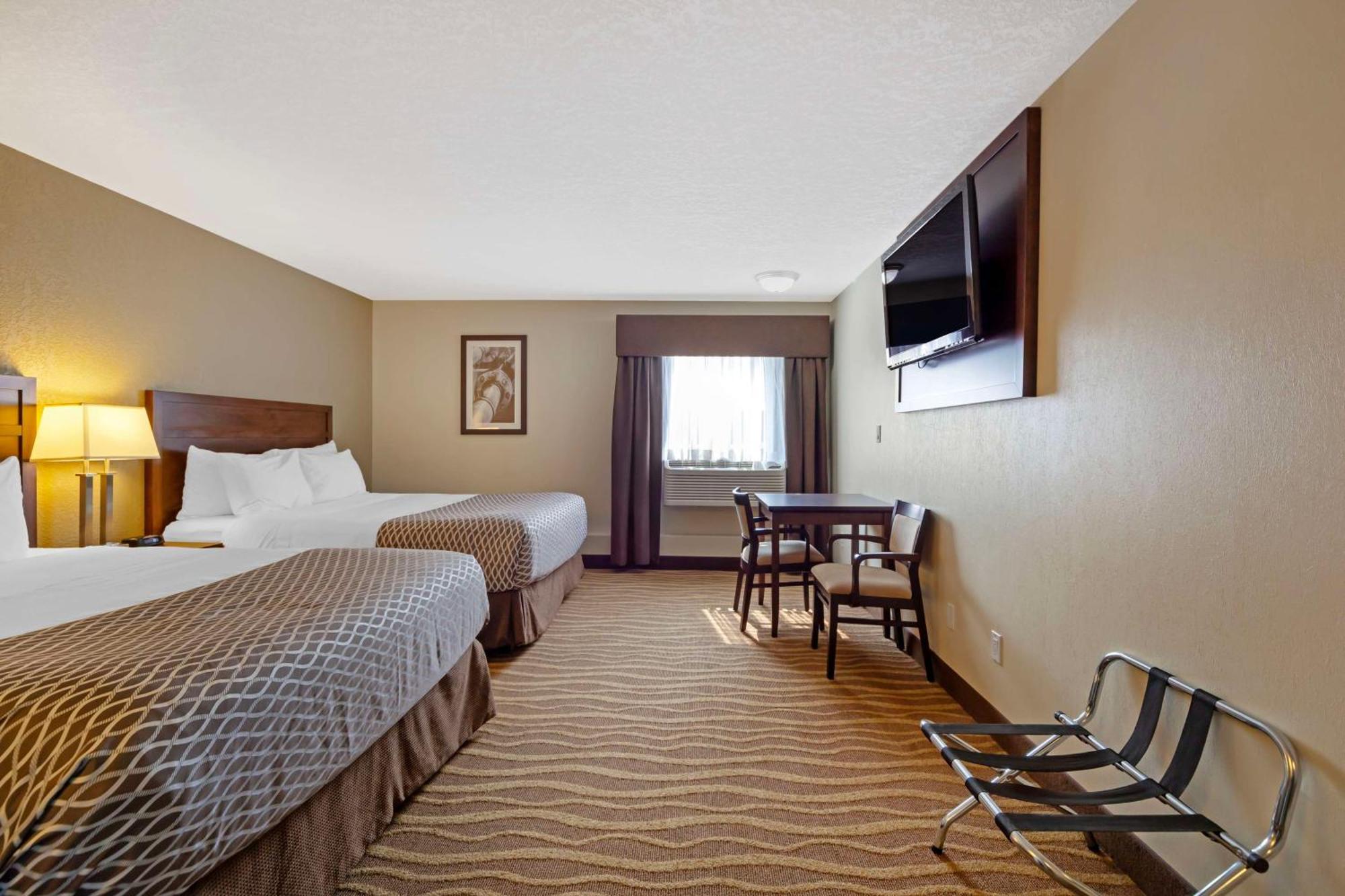 Best Western High Road Inn Edson Exterior photo